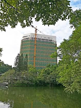 说明: C:\Users\gywy\Desktop\新大楼初露真容.jpg